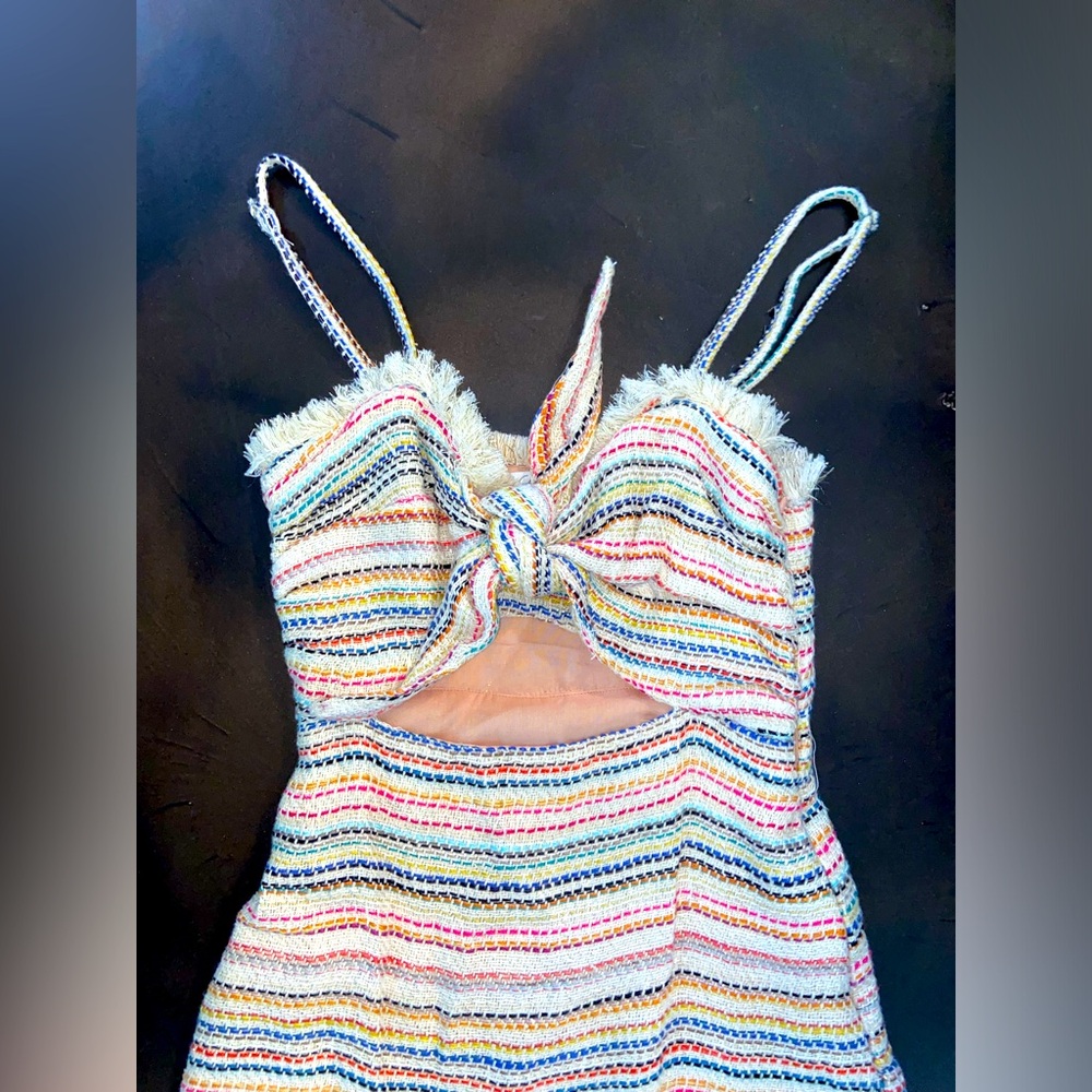 Lovers and friends dress. Never worn. Perfect condition. Multi color.